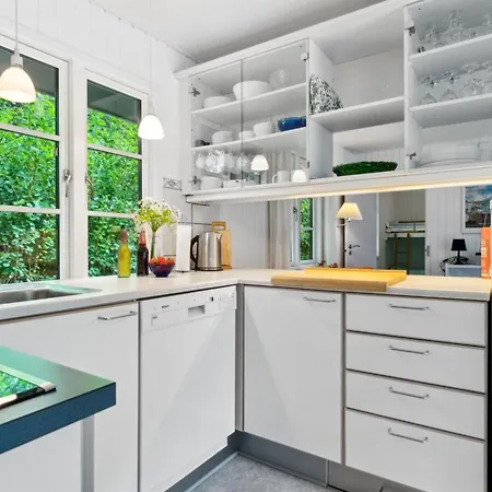 Casa de Férias Gail - 200m From The Sea By Interhome Neksø