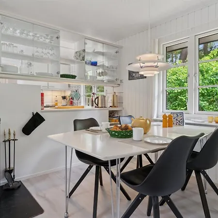 Gail - 200m From The Sea By Interhome * Neksø